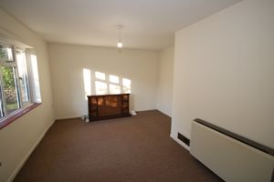 Sitting Room- click for photo gallery